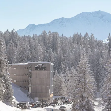 Hotell Revier Mountain 3*
